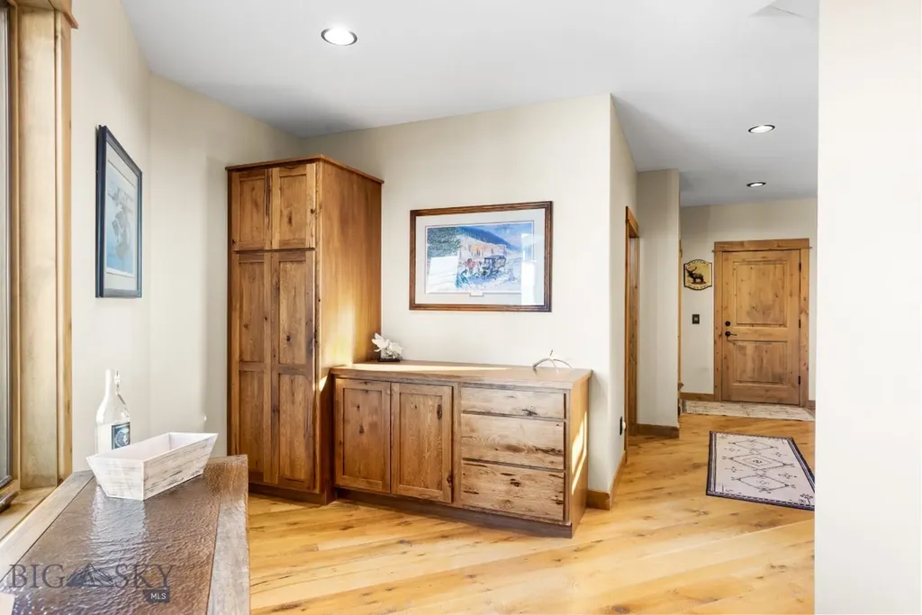715 Bates Road Manhattan MT 59741