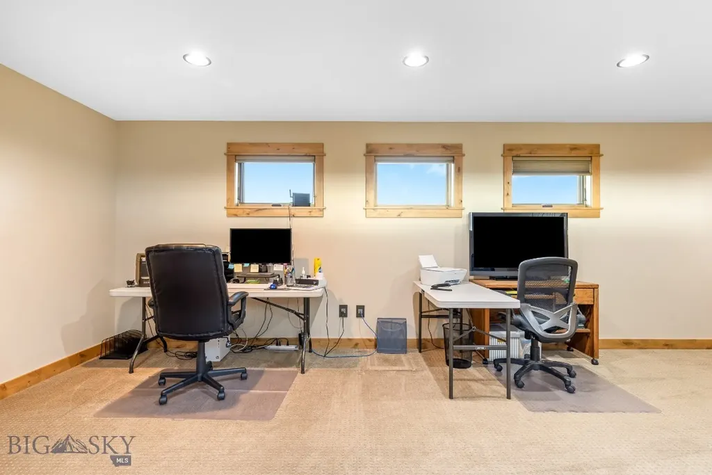 715 Bates Road Manhattan MT 59741