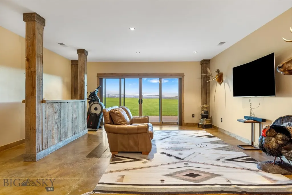 715 Bates Road Manhattan MT 59741