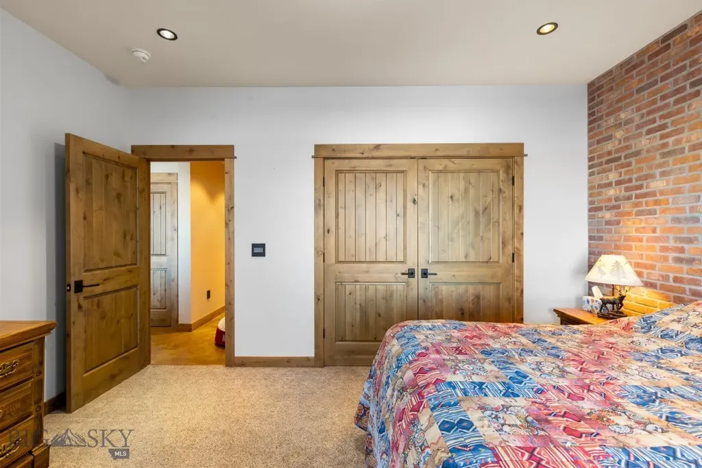 715 Bates Road Manhattan MT 59741