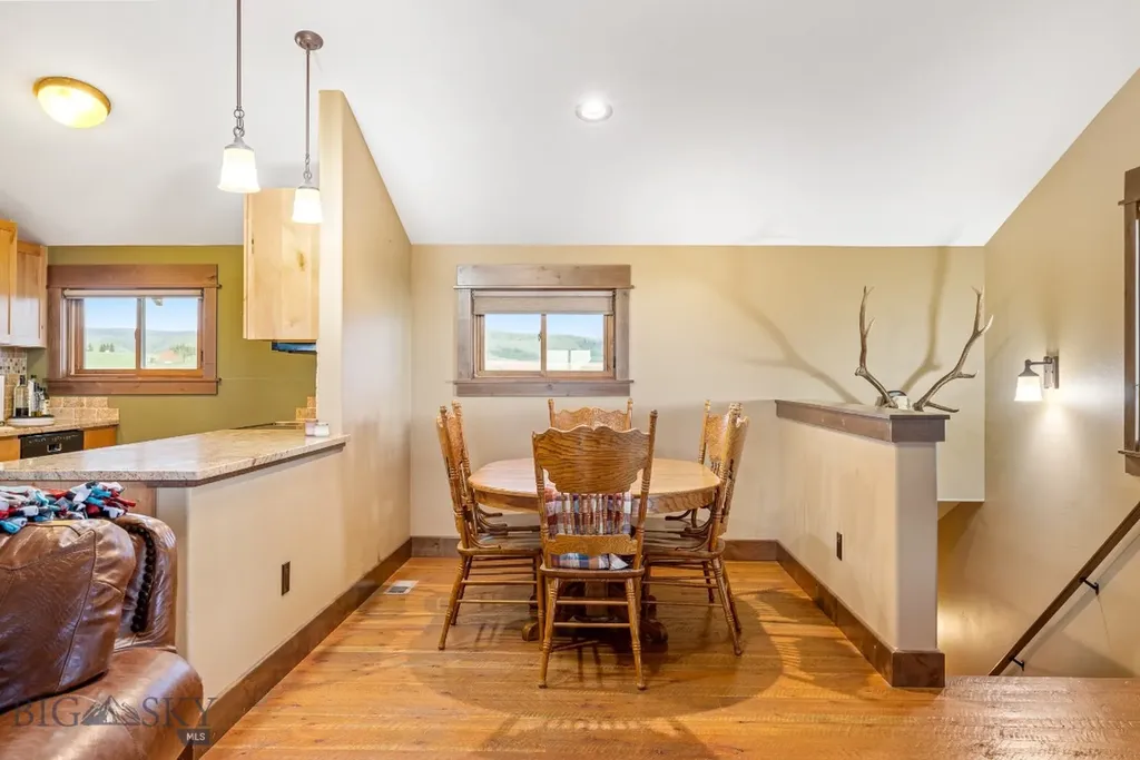 715 Bates Road Manhattan MT 59741