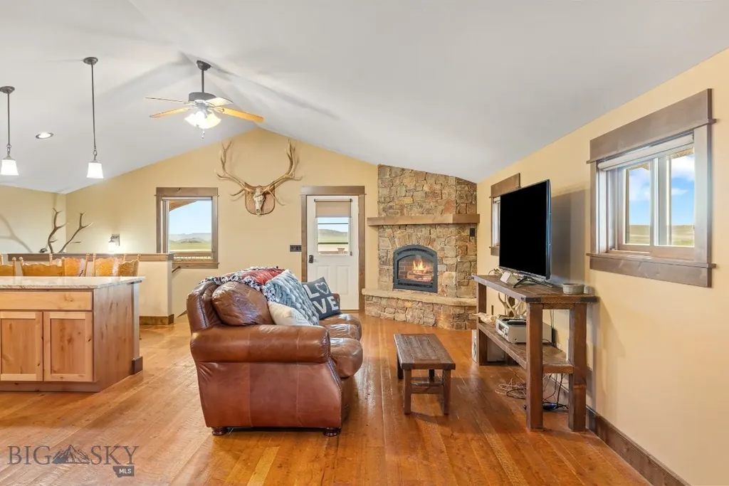 715 Bates Road Manhattan MT 59741