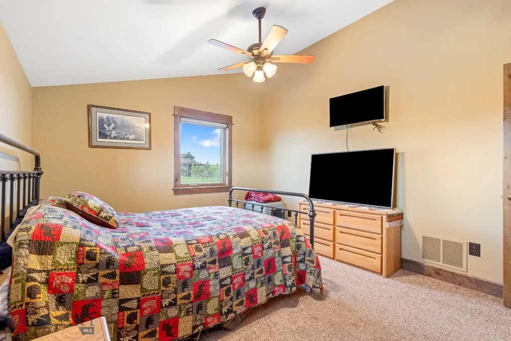715 Bates Road Manhattan MT 59741