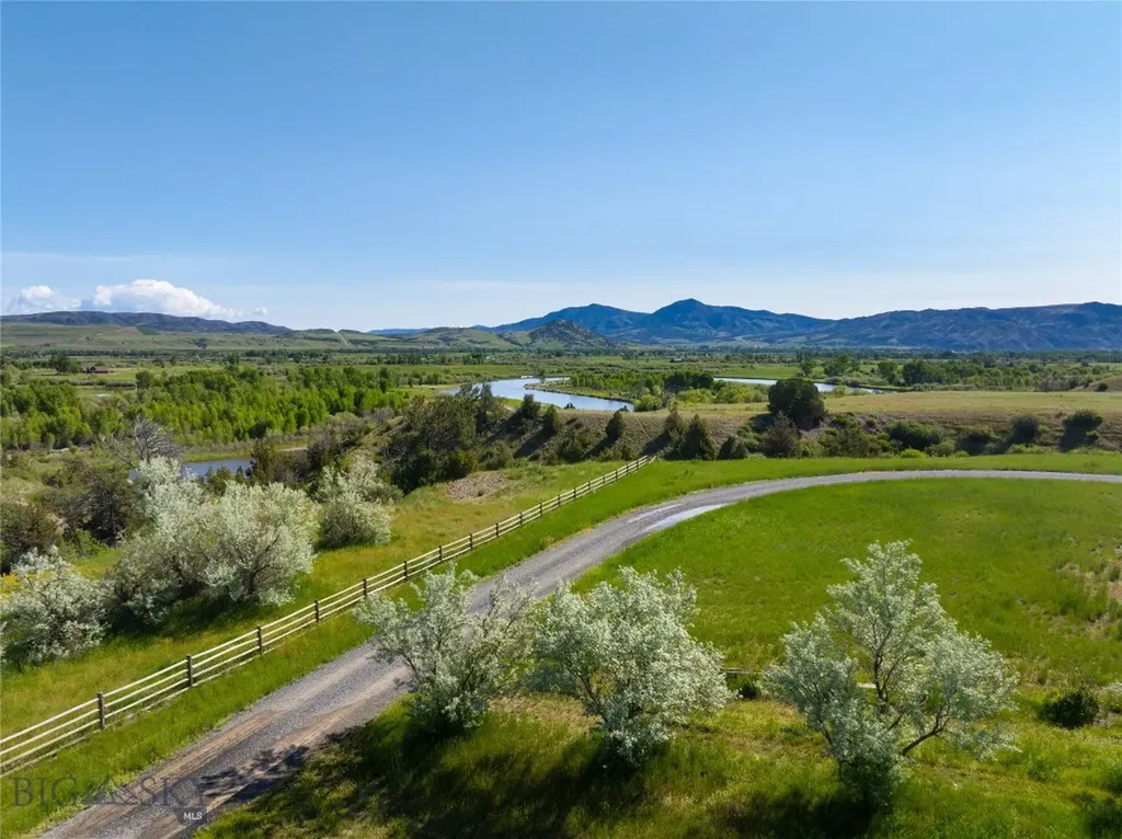 107 Mayflower Road Whitehall MT 59759