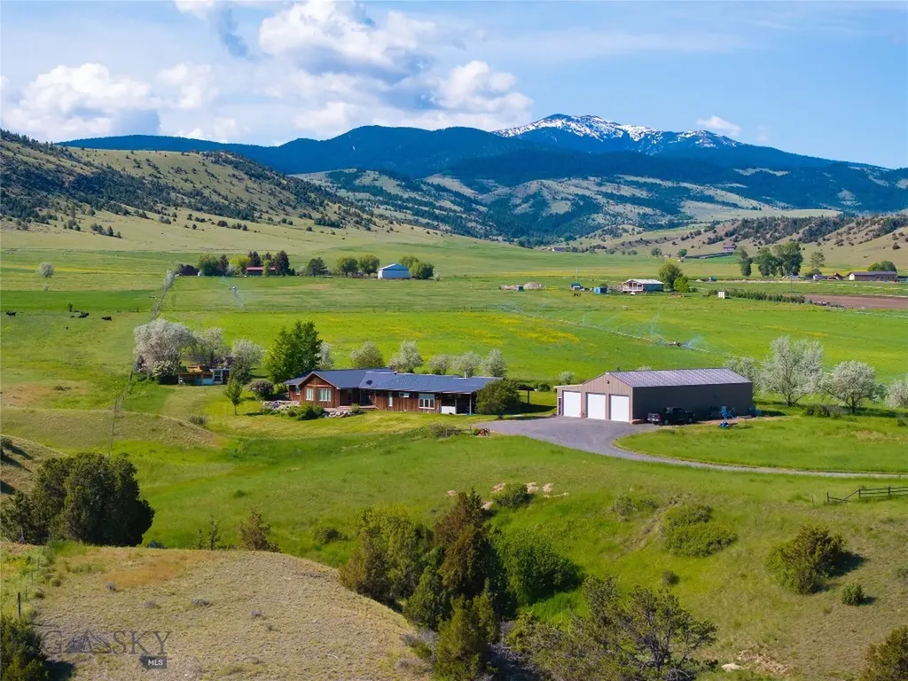 107 Mayflower Road Whitehall MT 59759