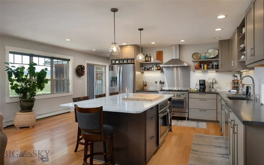 107 Mayflower Road Whitehall MT 59759