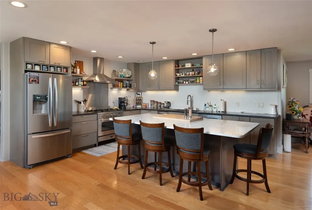 107 Mayflower Road Whitehall MT 59759