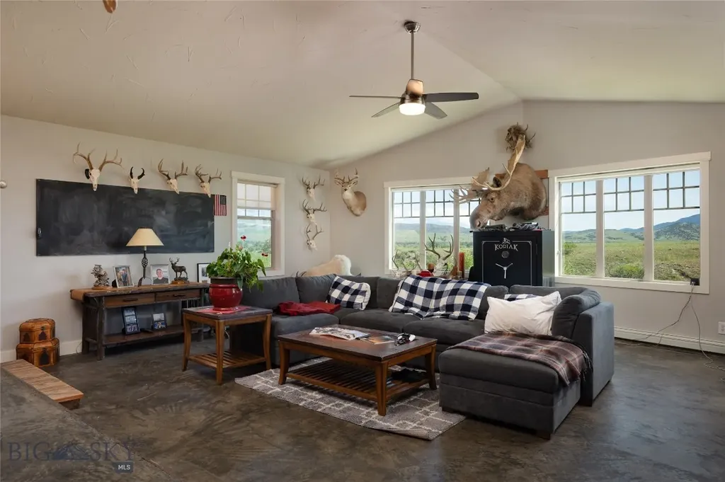 107 Mayflower Road Whitehall MT 59759
