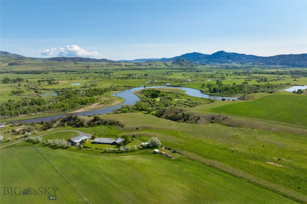 107 Mayflower Road Whitehall MT 59759