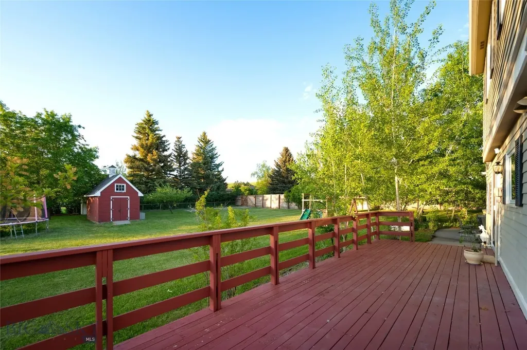 8373 Goldenstein Lane Bozeman MT 59715