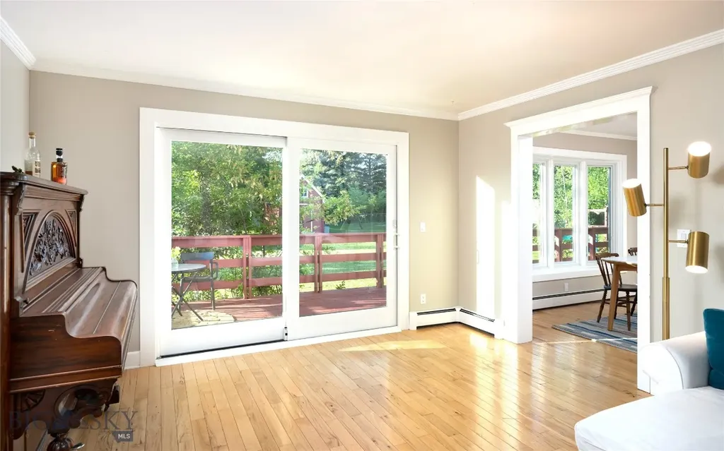 8373 Goldenstein Lane Bozeman MT 59715