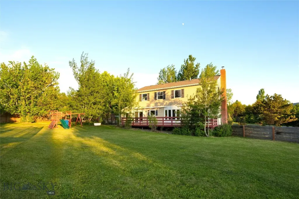8373 Goldenstein Lane Bozeman MT 59715