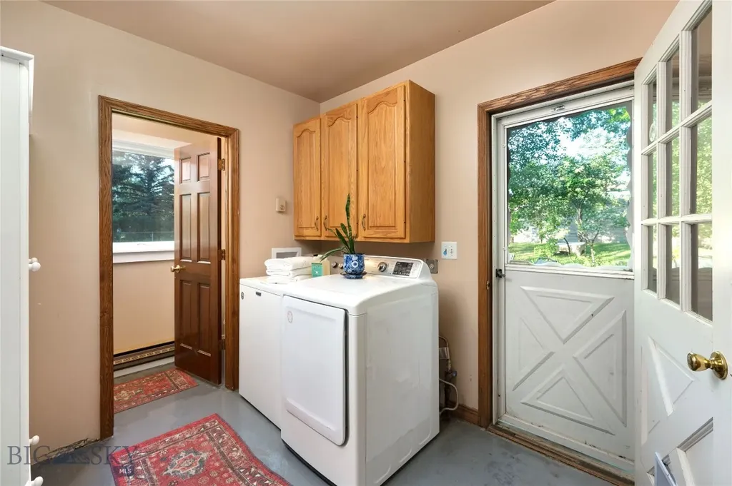 8373 Goldenstein Lane Bozeman MT 59715
