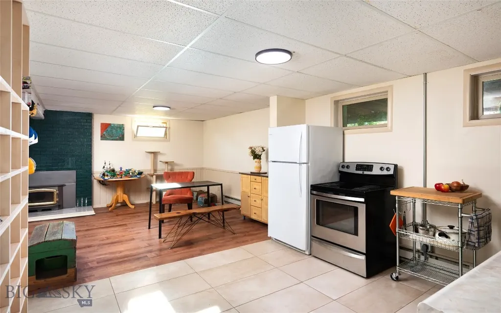 8373 Goldenstein Lane Bozeman MT 59715