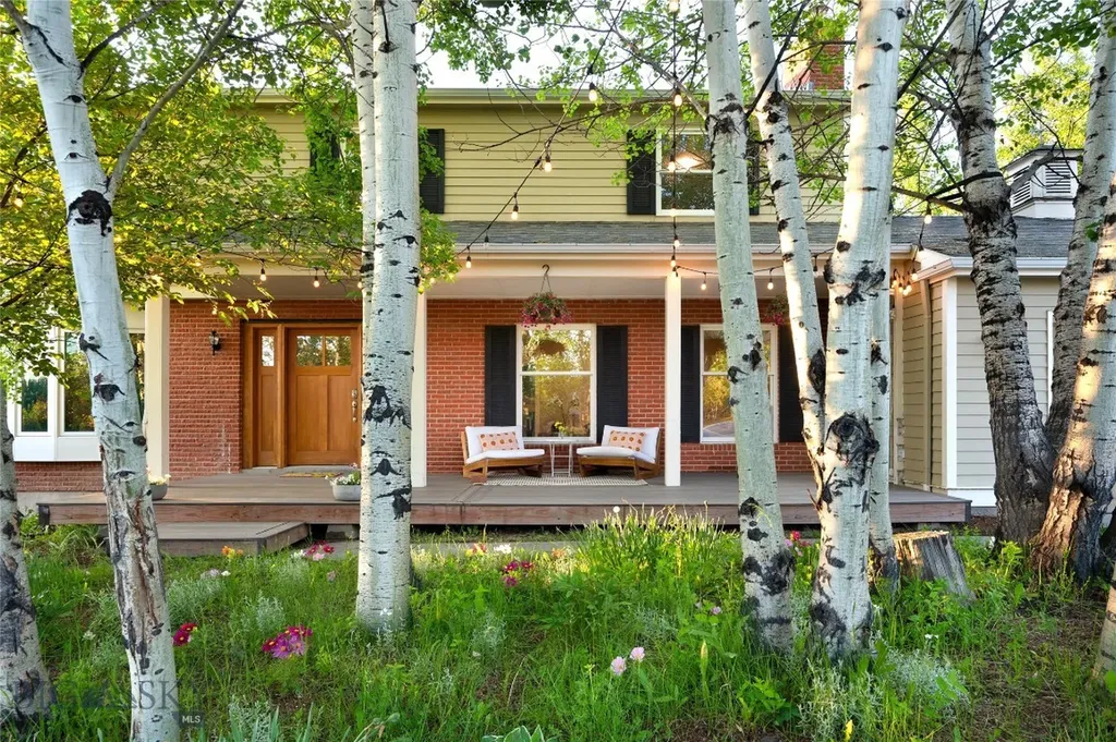 8373 Goldenstein Lane Bozeman MT 59715