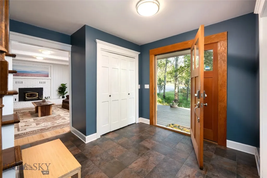 8373 Goldenstein Lane Bozeman MT 59715