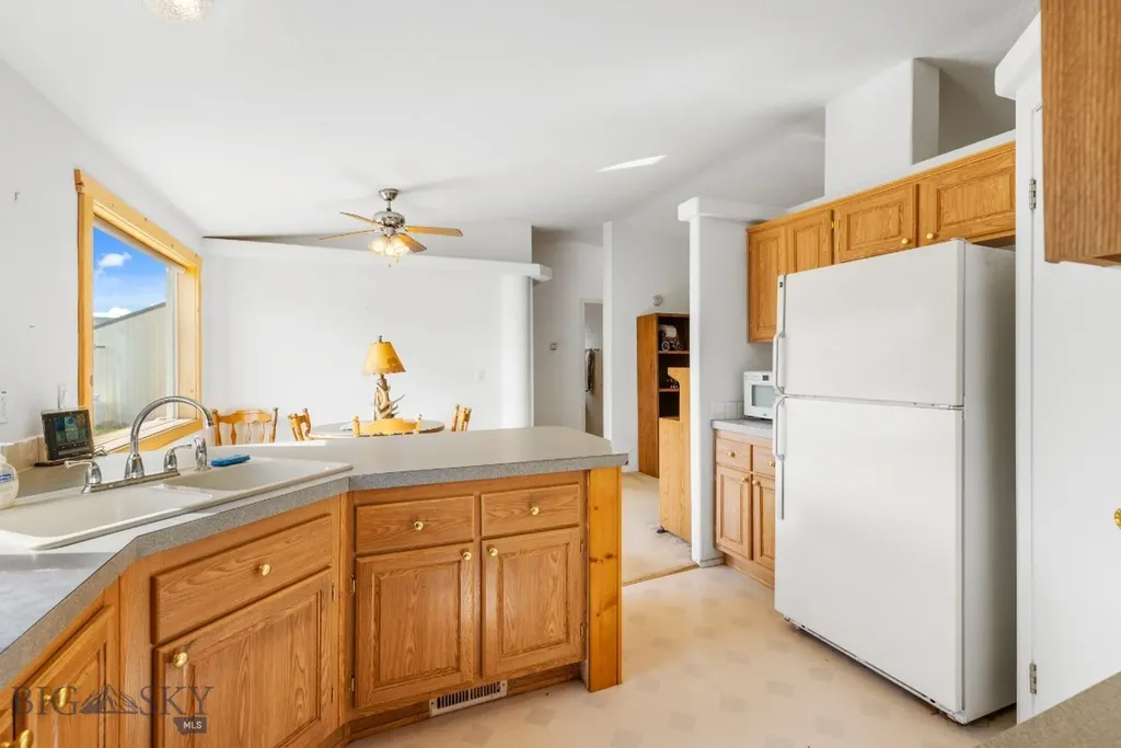 16 Hayfield Loop Trail Ennis MT 59729