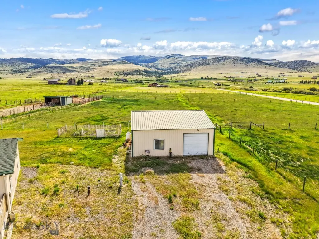 16 Hayfield Loop Trail Ennis MT 59729