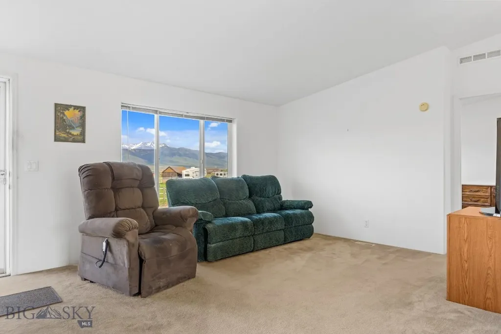 16 Hayfield Loop Trail Ennis MT 59729