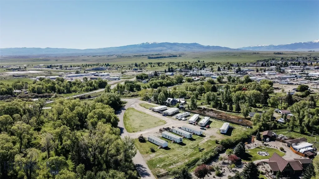 250 Pioneer Drive Dillon MT 59725