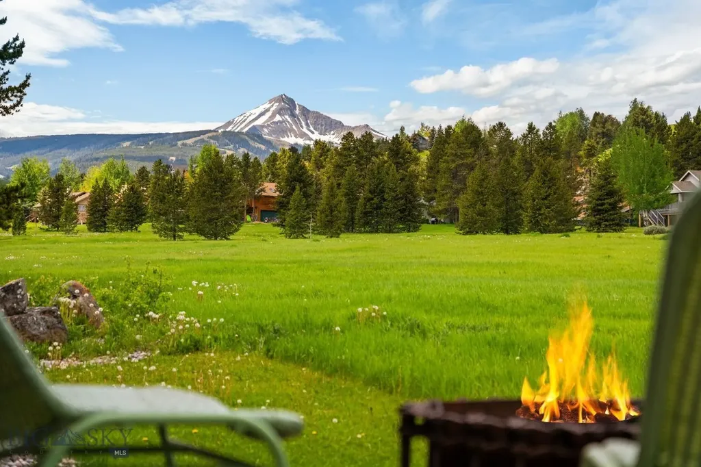2085 Spotted Elk Road Big Sky MT 59716