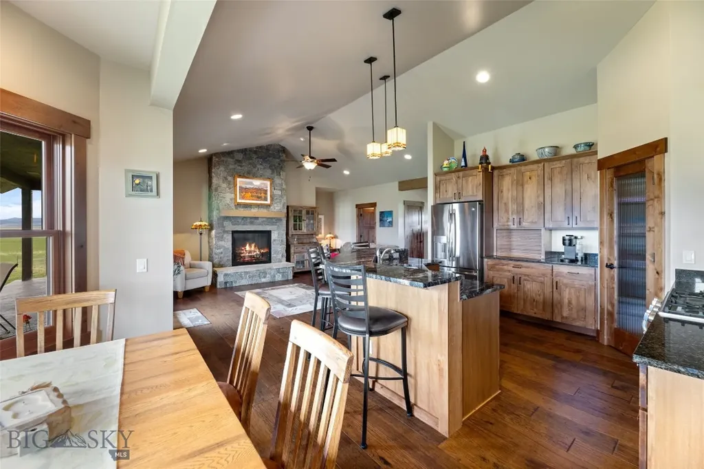 27 Raghorn Ennis MT 59729