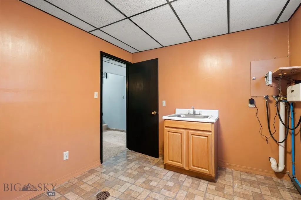 2105 Lincoln Street Anaconda MT 59711