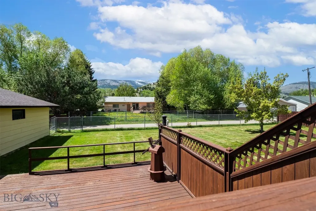 2105 Lincoln Street Anaconda MT 59711