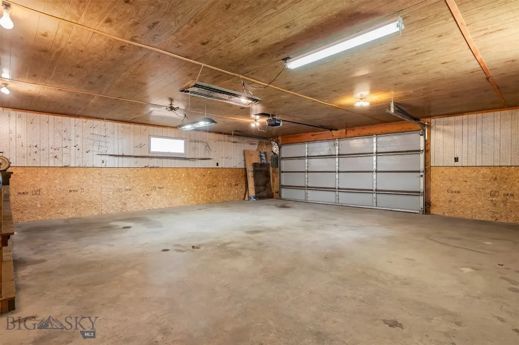 2105 Lincoln Street Anaconda MT 59711