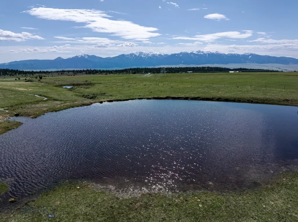 5845 Dry Creek Ranch Road Whitehall MT 59759