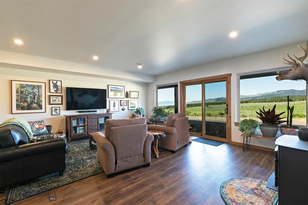 5845 Dry Creek Ranch Road Whitehall MT 59759