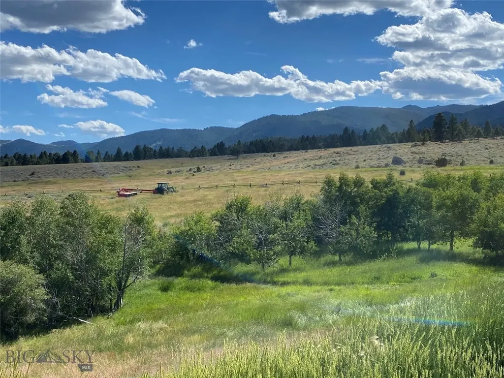 5845 Dry Creek Ranch Road Whitehall MT 59759
