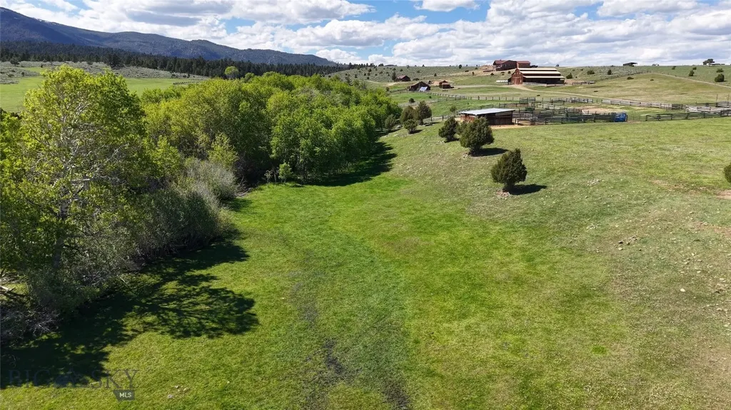 5845 Dry Creek Ranch Road Whitehall MT 59759