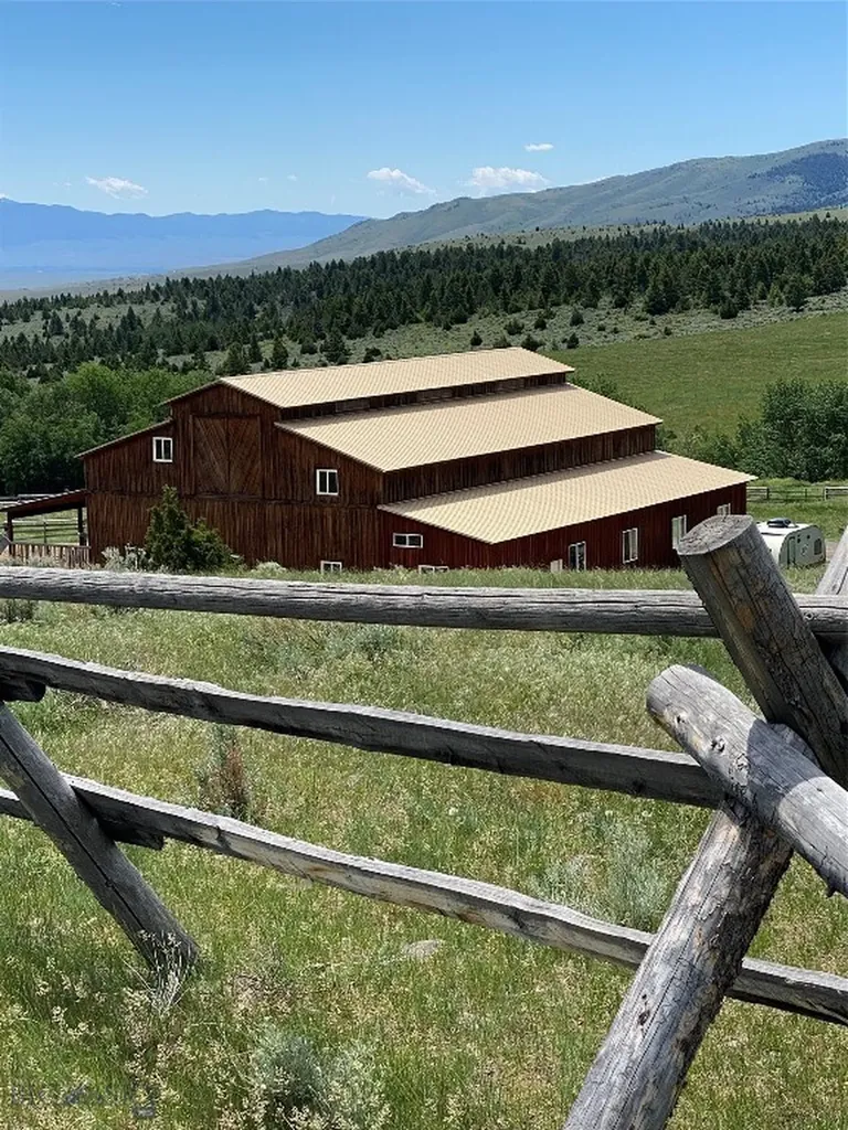 5845 Dry Creek Ranch Road Whitehall MT 59759