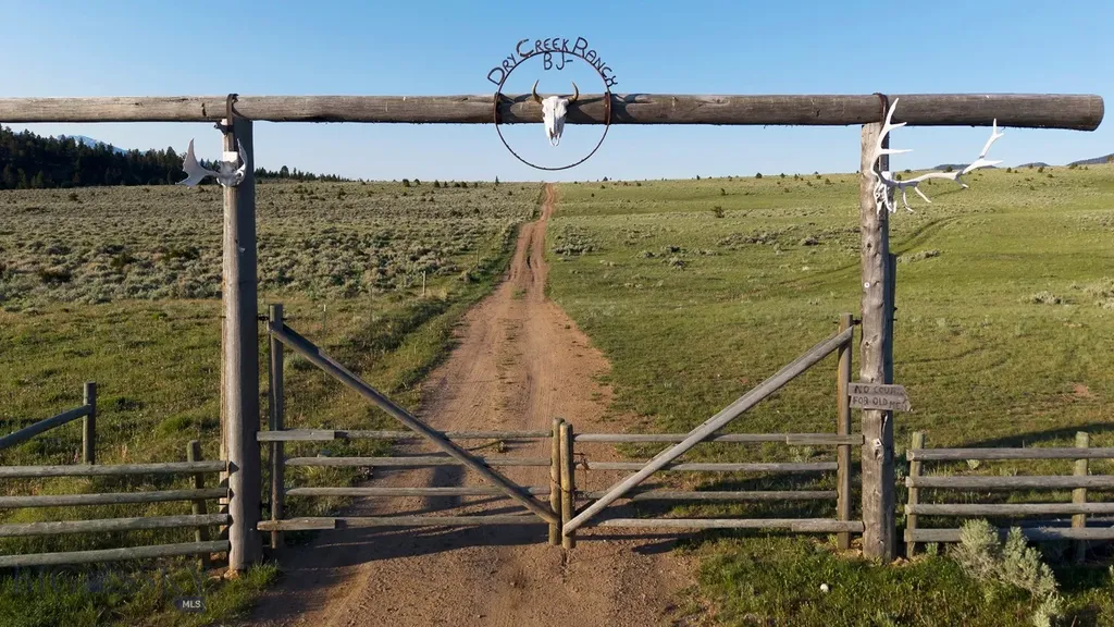 5845 Dry Creek Ranch Road Whitehall MT 59759