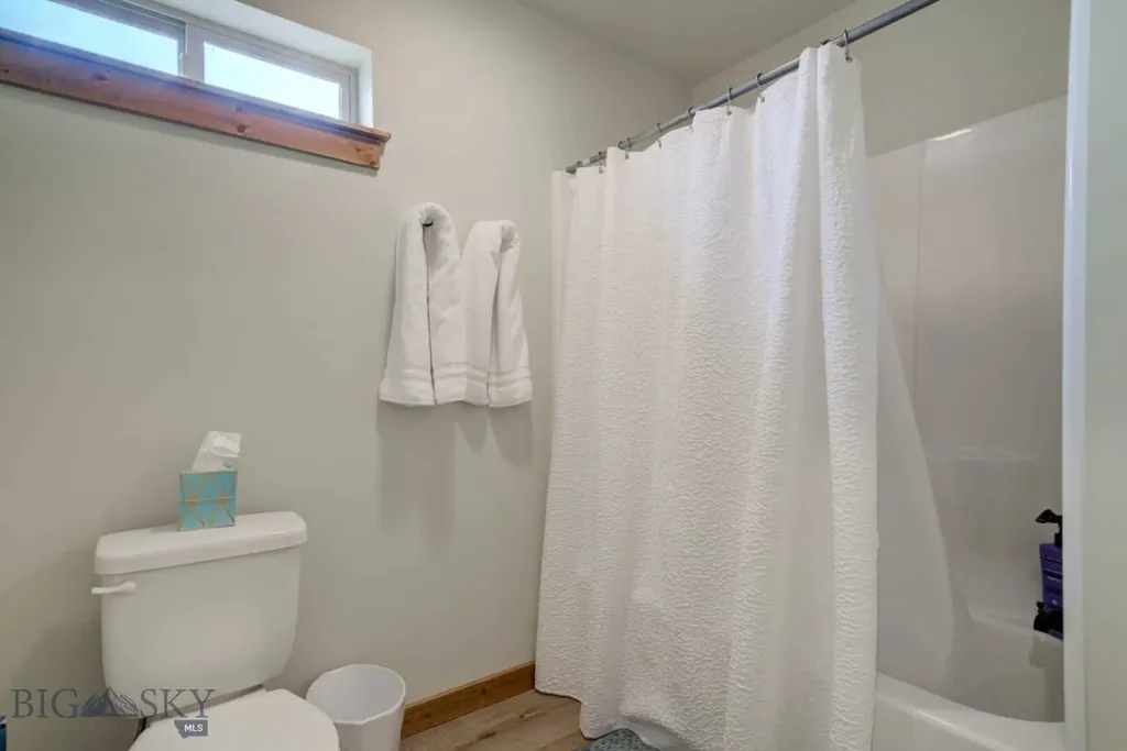 511 W Hugel Ennis MT 59729