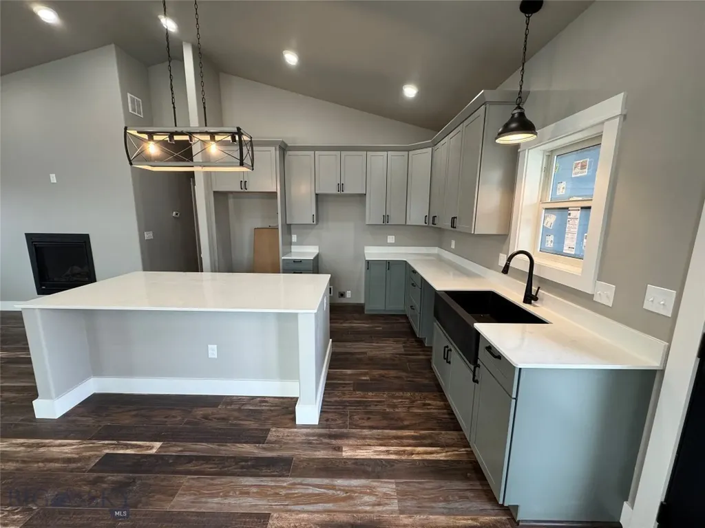 3120 Keokuk Butte MT 59701