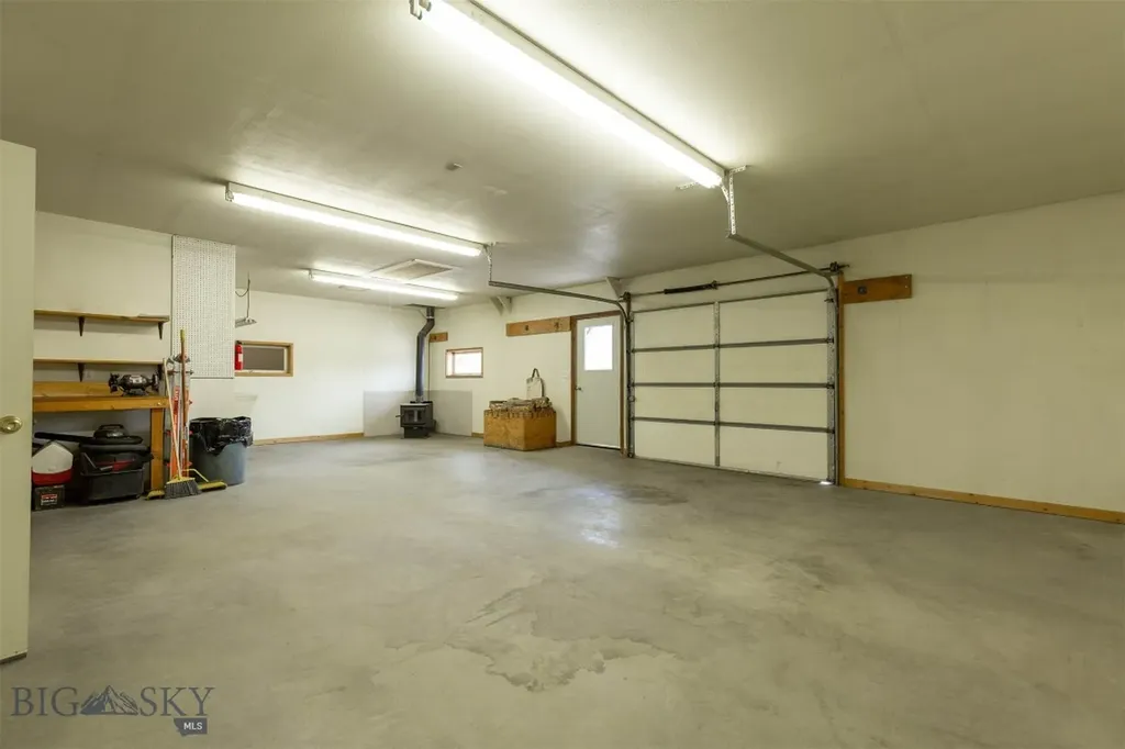 2525 Shatto Drive Belgrade MT 59714
