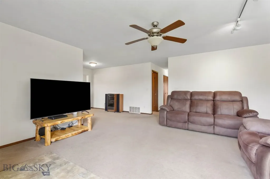 2525 Shatto Drive Belgrade MT 59714