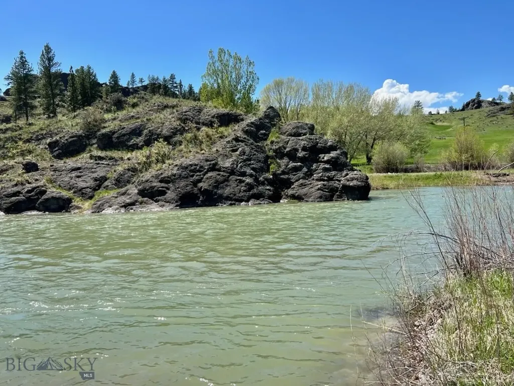 20 Eagle Rock Lane Cascade MT 59421