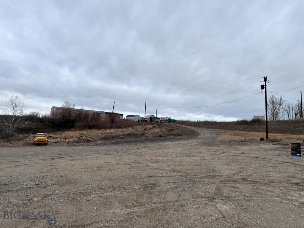3320 Saddle Rock Road Butte MT 59701