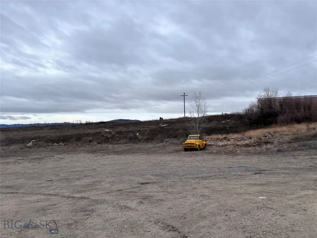 3320 Saddle Rock Road Butte MT 59701