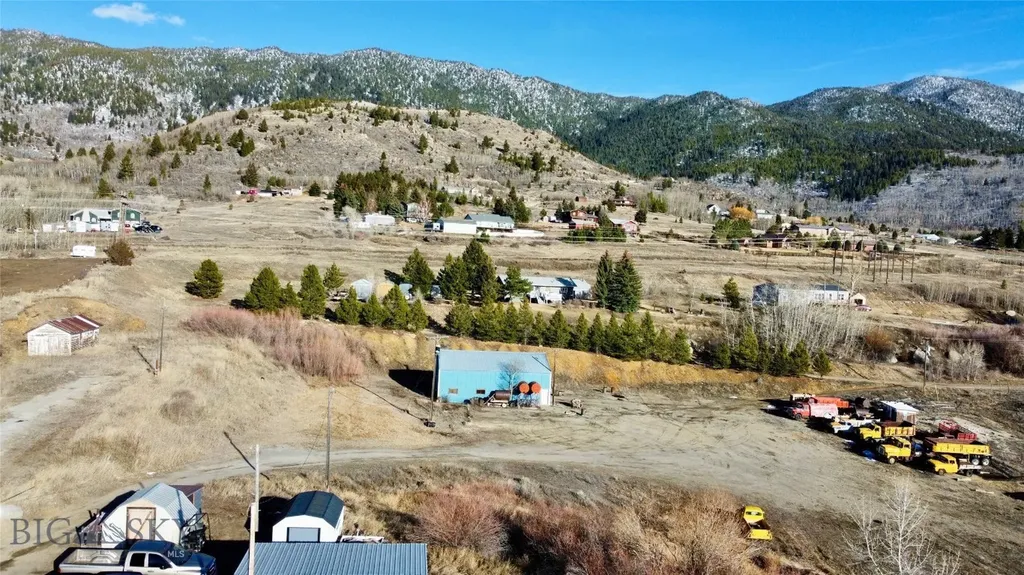 3320 Saddle Rock Road Butte MT 59701