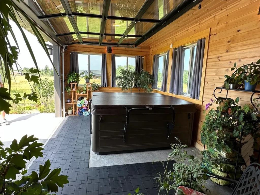 31 Cayuse Trail Bozeman MT 59718