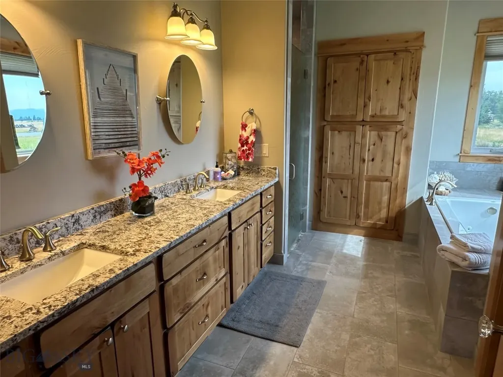 31 Cayuse Trail Bozeman MT 59718