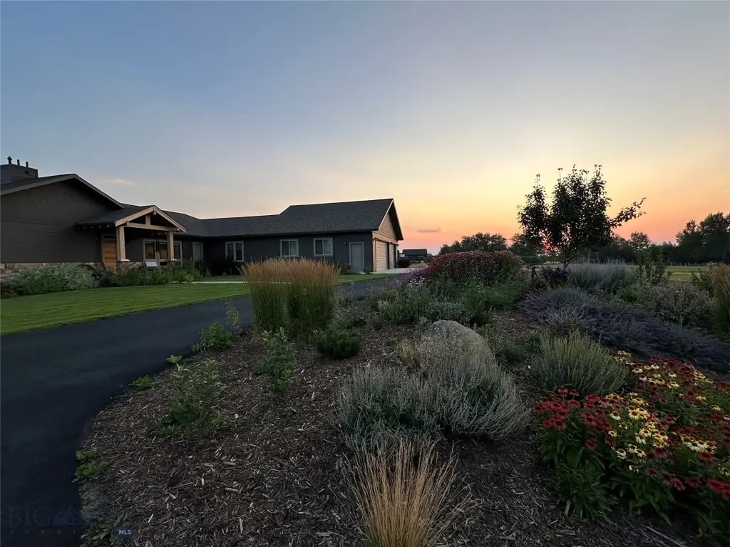 31 Cayuse Trail Bozeman MT 59718