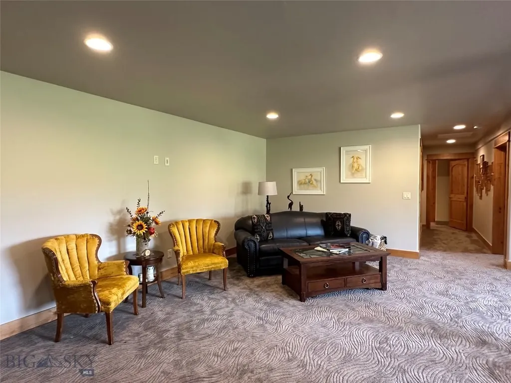 31 Cayuse Trail Bozeman MT 59718