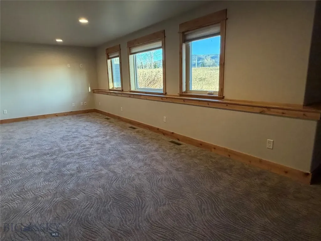 31 Cayuse Trail Bozeman MT 59718