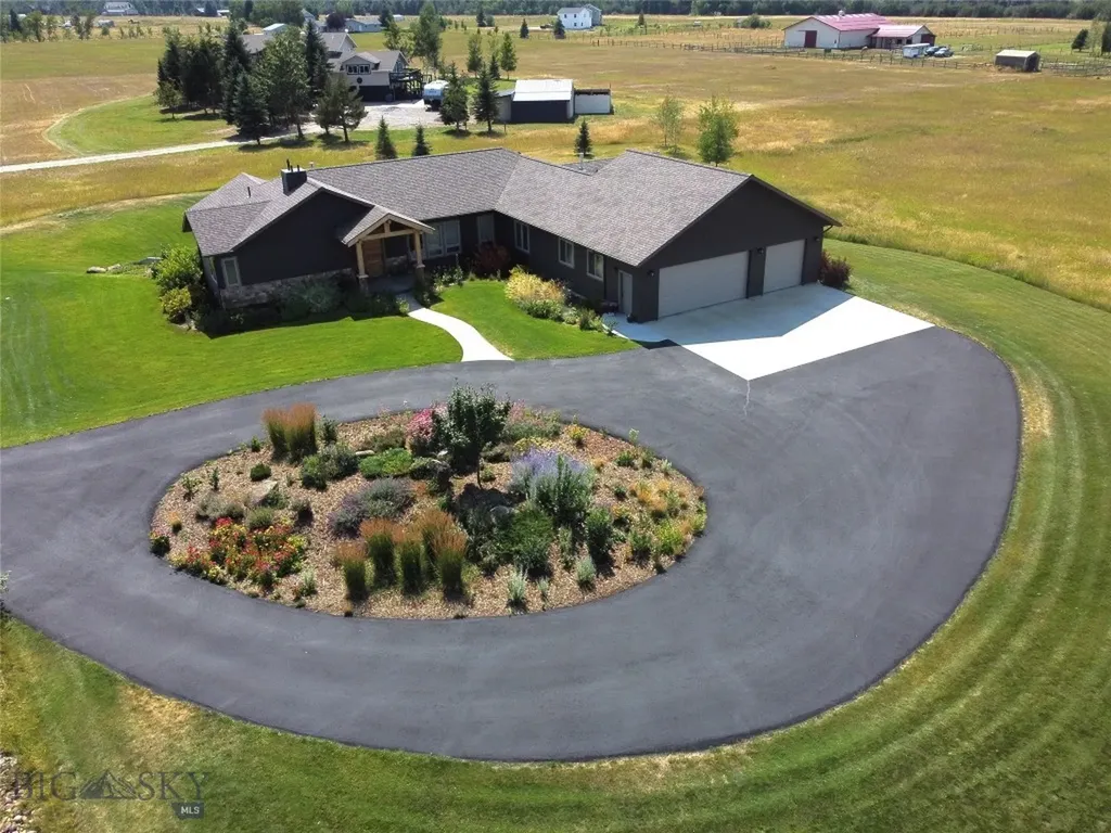 31 Cayuse Trail Bozeman MT 59718