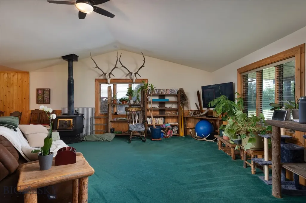 165 N Meadow Creek Road Mcallister MT 59740